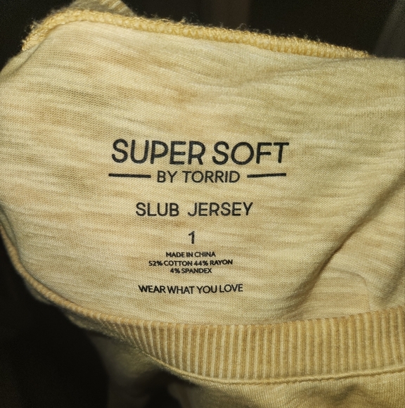 Torrid Yellow Boxy T-Shirt with Scenic Graphic - Picture 4 of 5